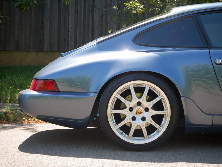Porsche 964 Carrera 4