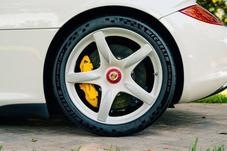 Porsche Carrera GT
