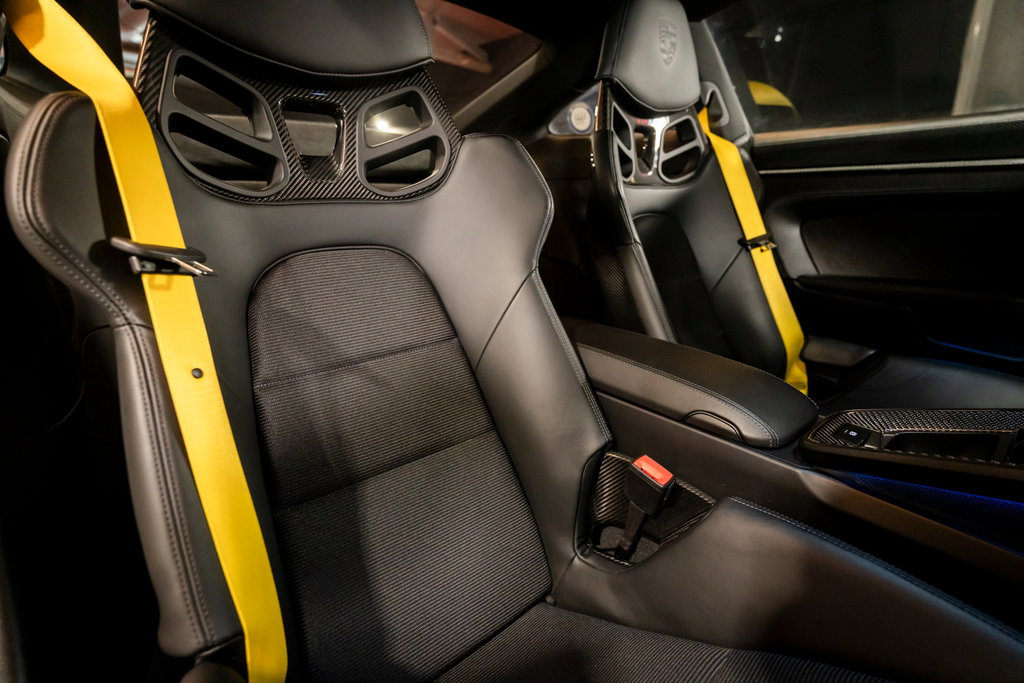 Porsche 992 GT3 Touring