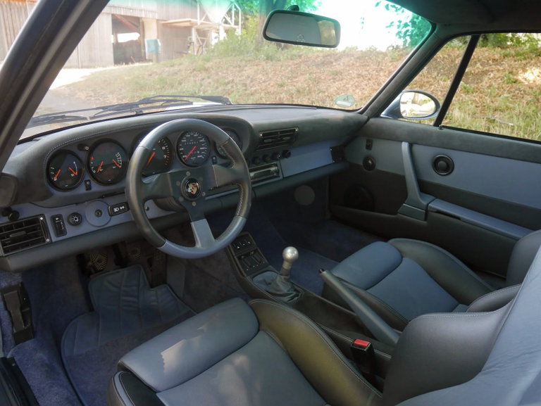 Porsche 964 Carrera 4