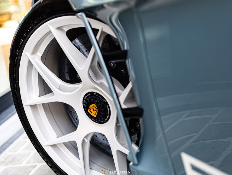 Porsche 911 S/T