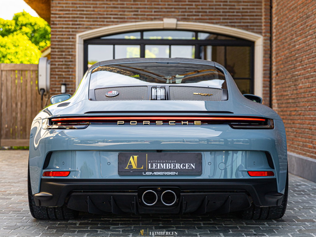 Porsche 911 S/T