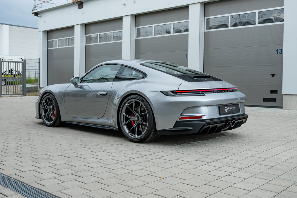 Porsche 992 GT3 Touring