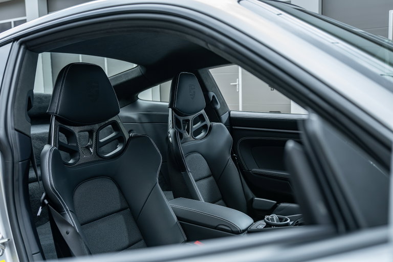 Porsche 992 GT3 Touring