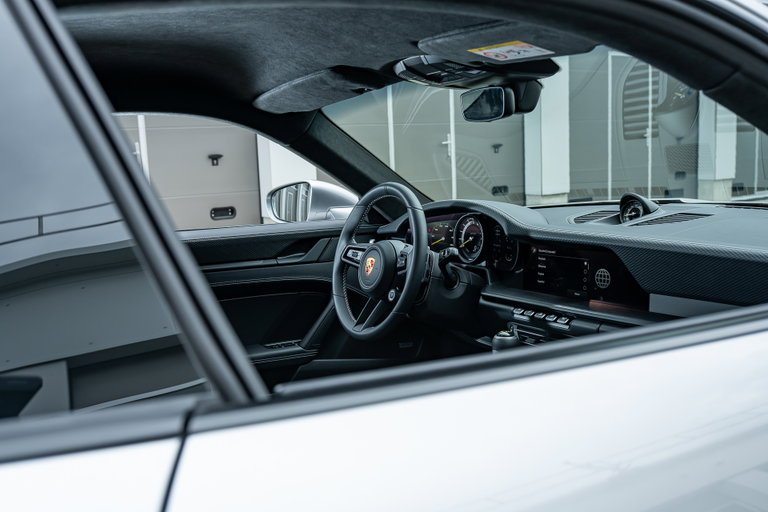 Porsche 992 GT3 Touring
