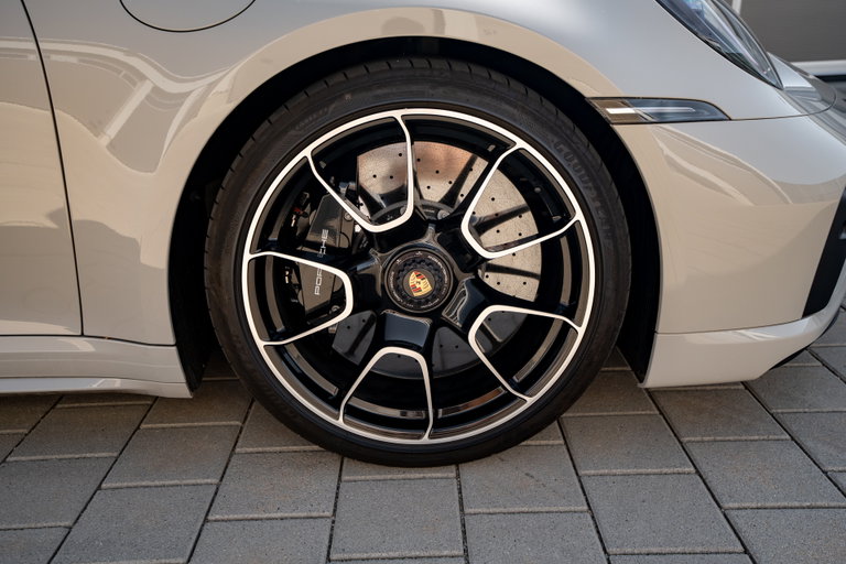 Porsche 992 Turbo S