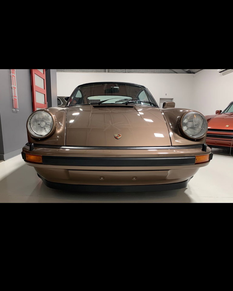 Porsche 911 Carrera 3.0