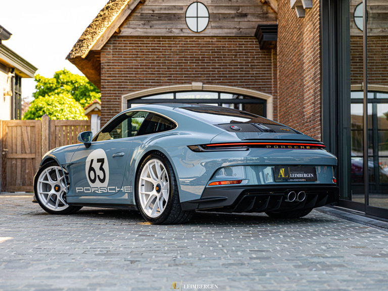 Porsche 911 S/T