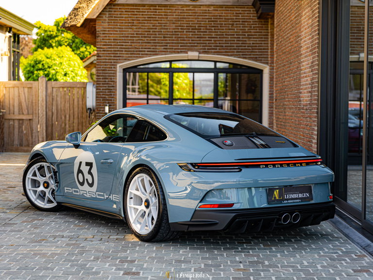 Porsche 911 S/T