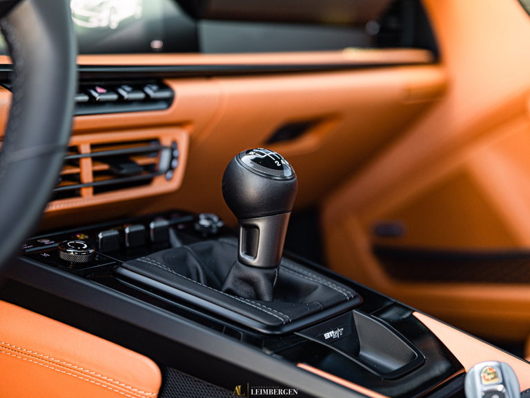 Porsche 911 S/T