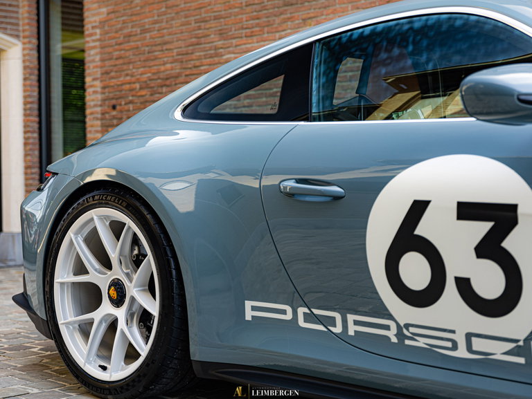 Porsche 911 S/T
