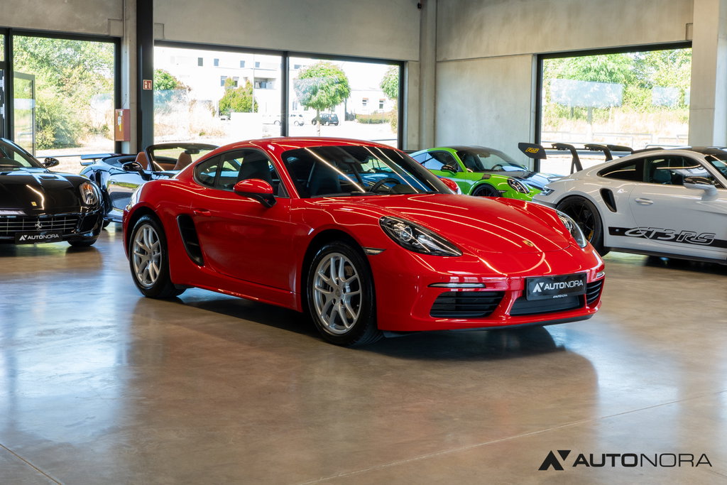 Porsche 718 Cayman