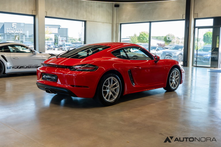 Porsche 718 Cayman