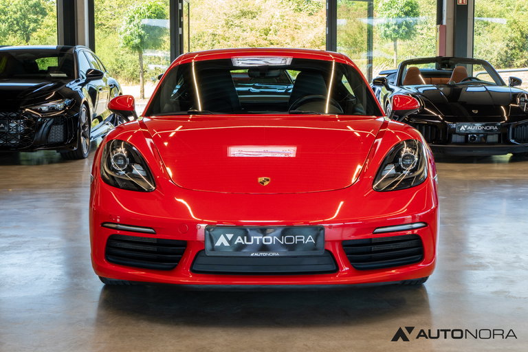 Porsche 718 Cayman