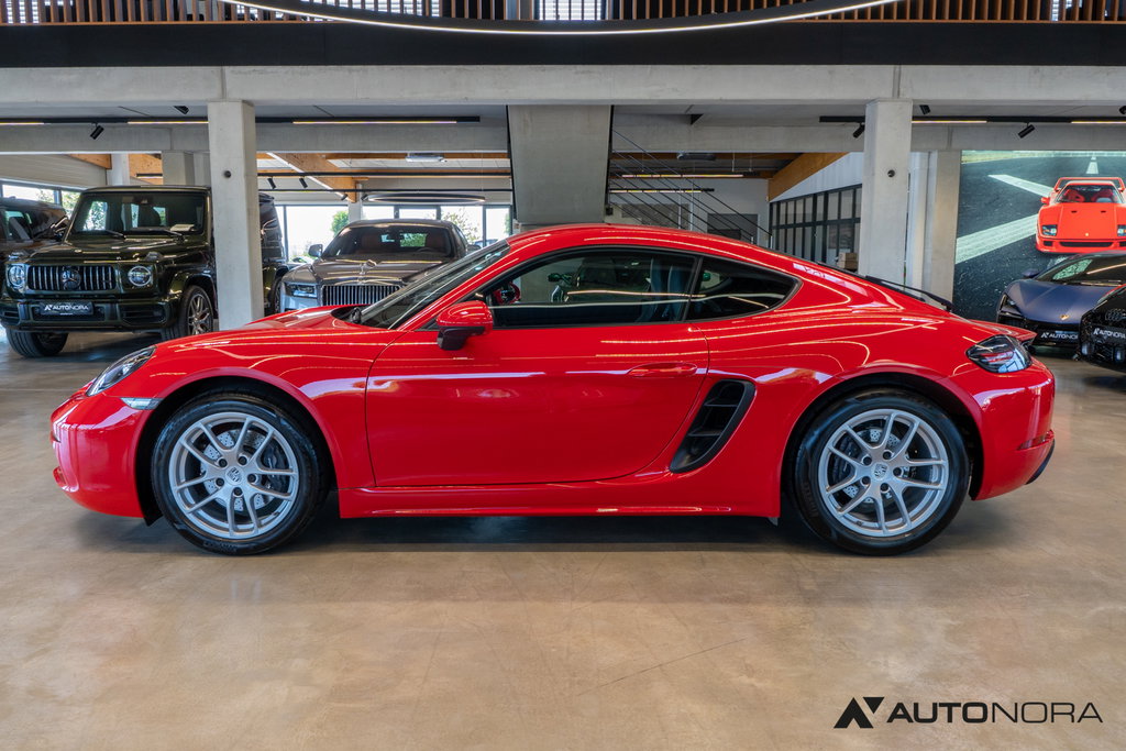 Porsche 718 Cayman