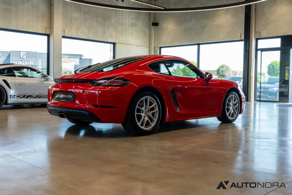 Porsche 718 Cayman