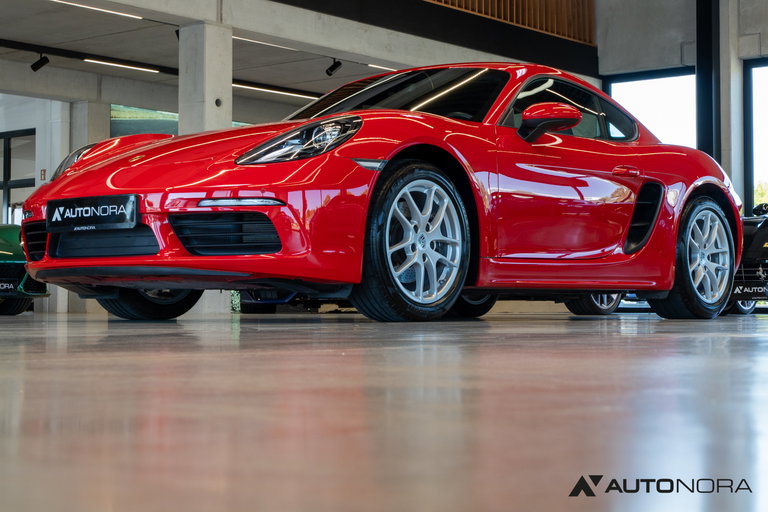 Porsche 718 Cayman