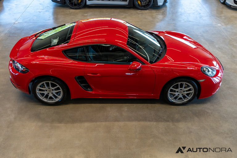 Porsche 718 Cayman
