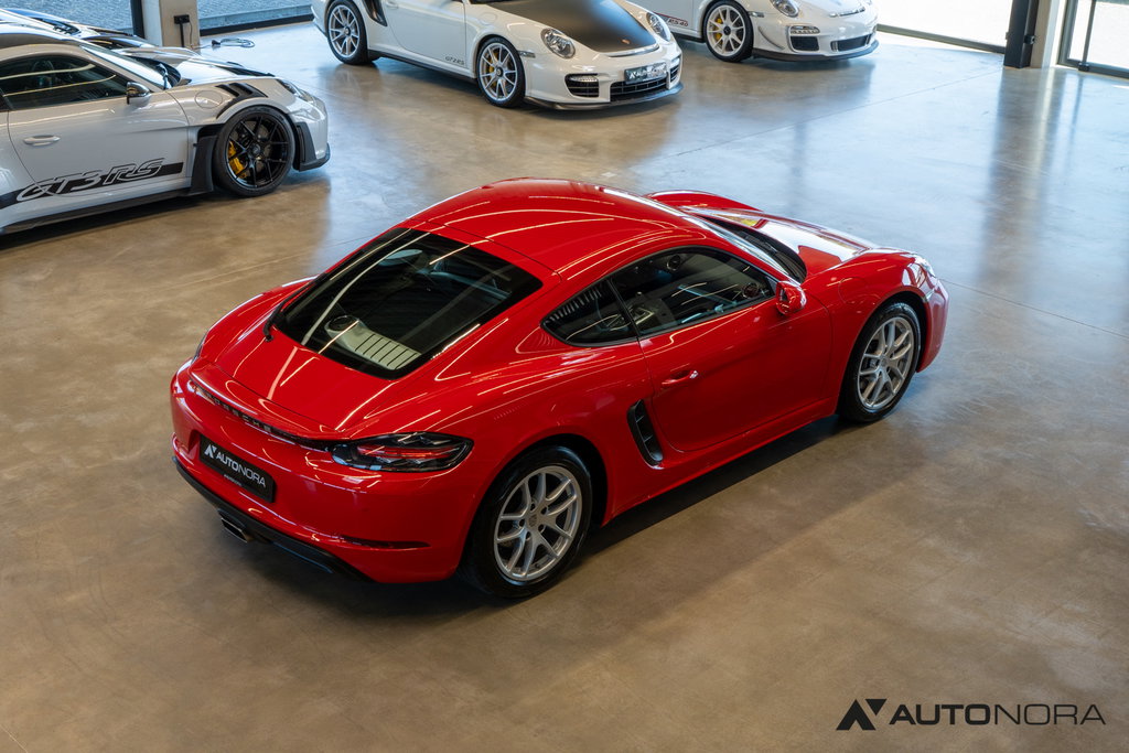 Porsche 718 Cayman