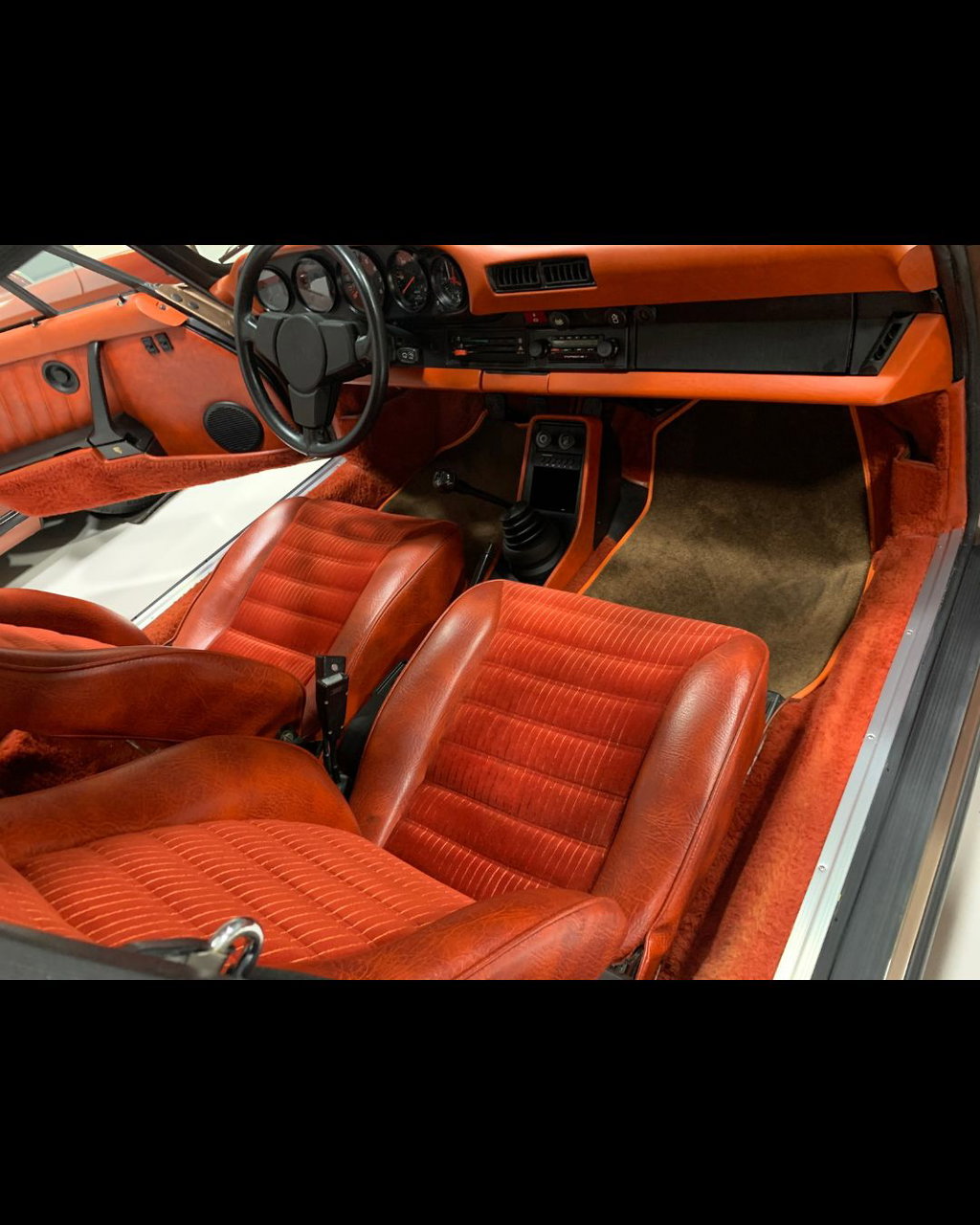 Porsche 911 Carrera 3.0