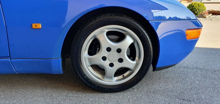 Porsche 968