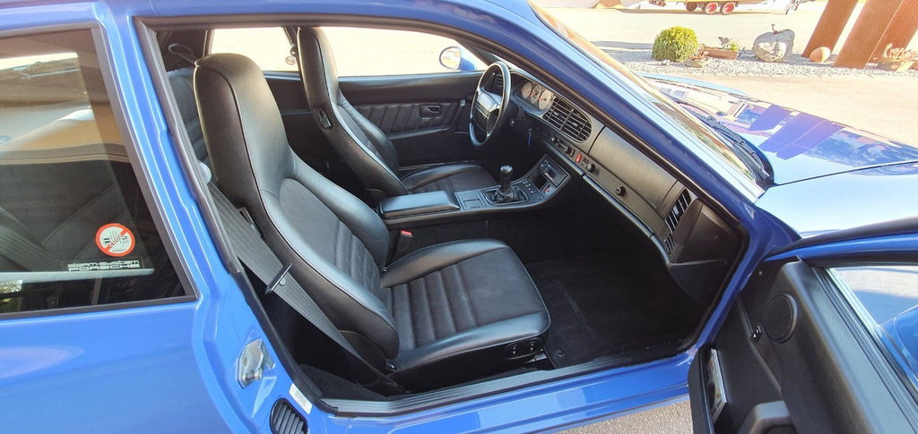 Porsche 968