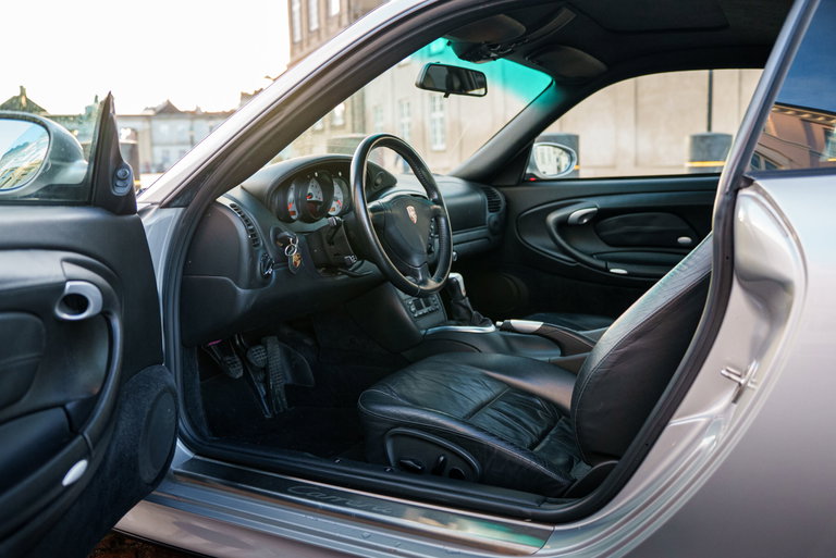 Porsche 996.2 Carrera 4S