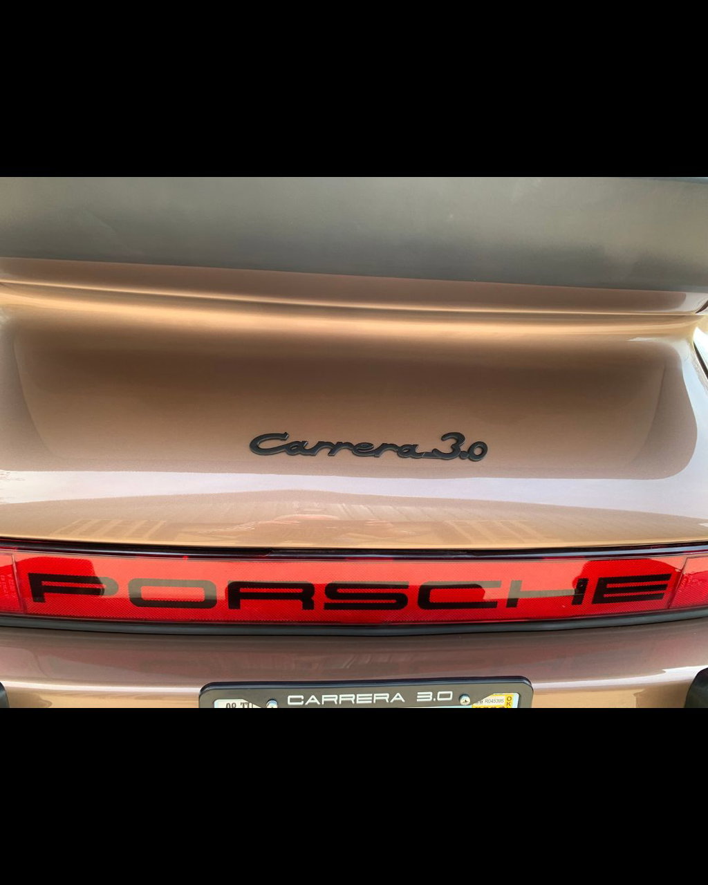 Porsche 911 Carrera 3.0