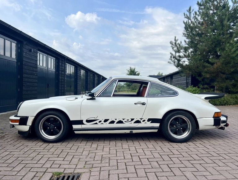 Porsche 911 Carrera (US)