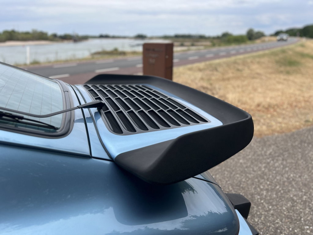 Porsche 911 Turbo 3.3