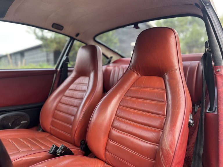 Porsche 911 Carrera (US)