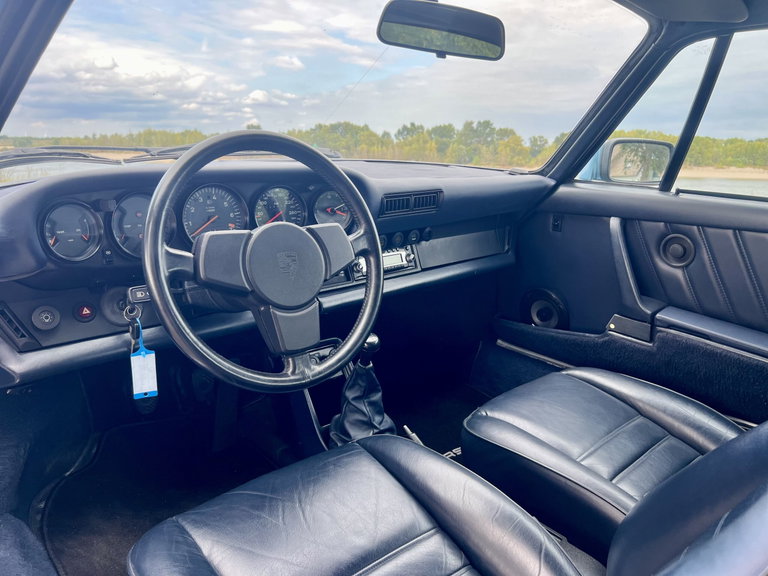 Porsche 911 Turbo 3.3