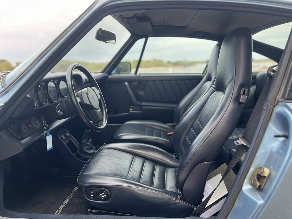 Porsche 911 Turbo 3.3
