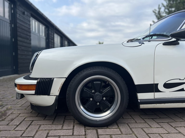 Porsche 911 Carrera (US)