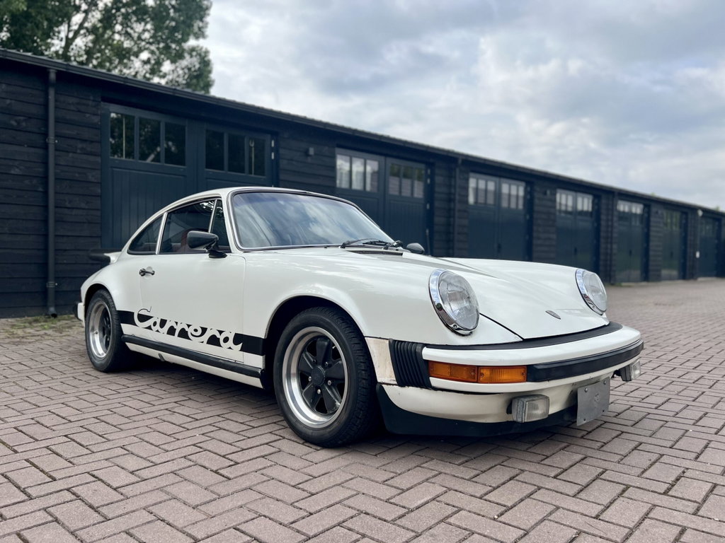 Porsche 911 Carrera (US)