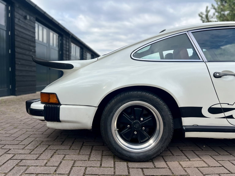Porsche 911 Carrera (US)
