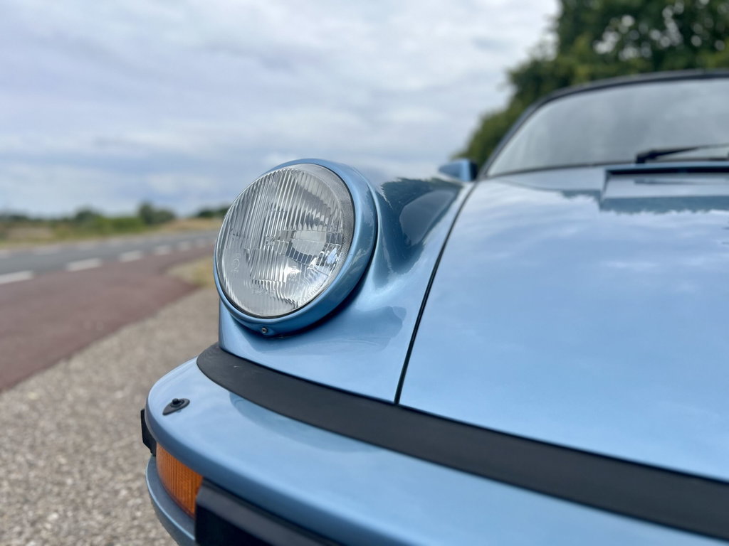 Porsche 911 Turbo 3.3