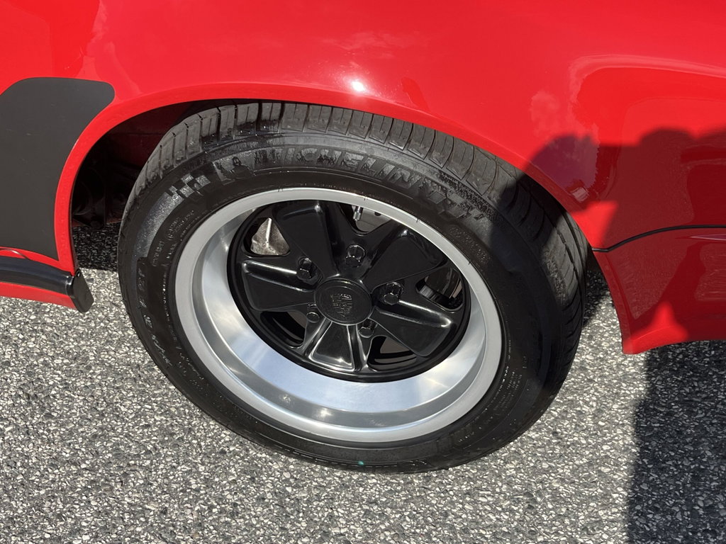 Porsche 911 Carrera 3.2