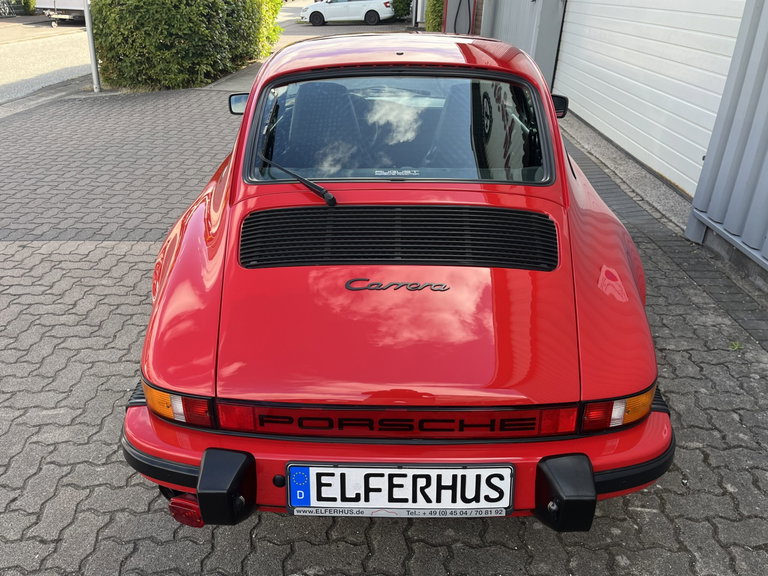 Porsche 911 Carrera 3.2