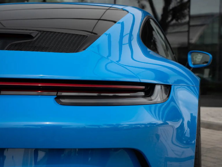Porsche 992 GT3 Touring
