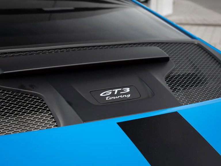 Porsche 992 GT3 Touring