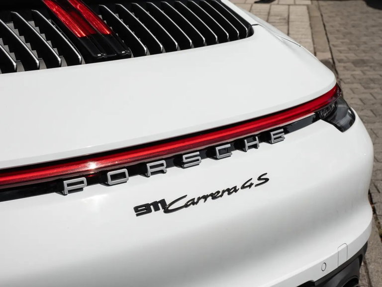 Porsche 992 Carrera 4S