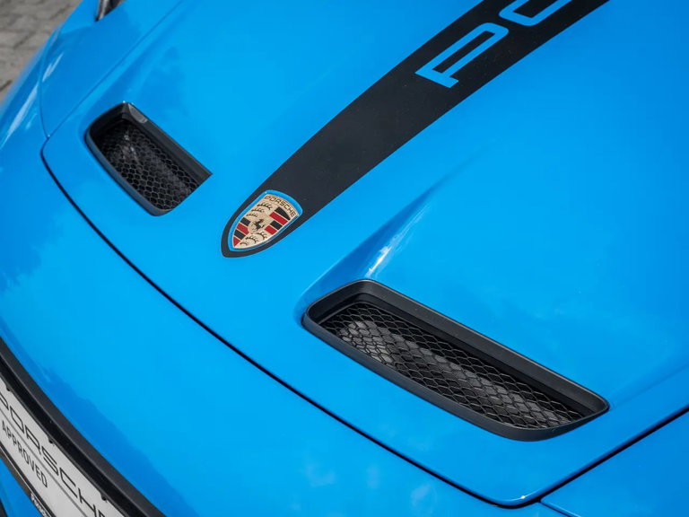 Porsche 992 GT3 Touring