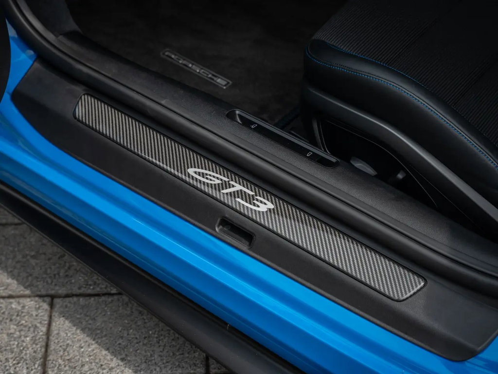 Porsche 992 GT3 Touring