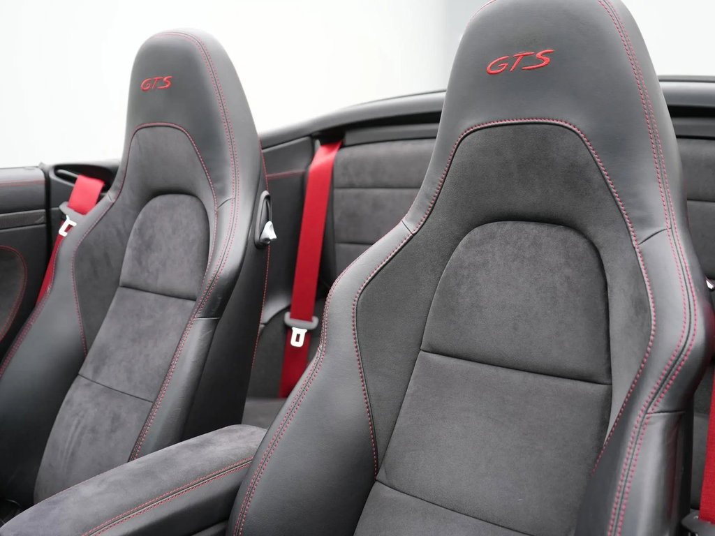 Porsche 991.2 Carrera GTS