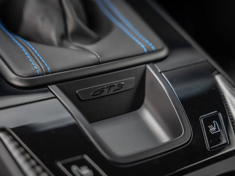 Porsche 992 GT3 Touring