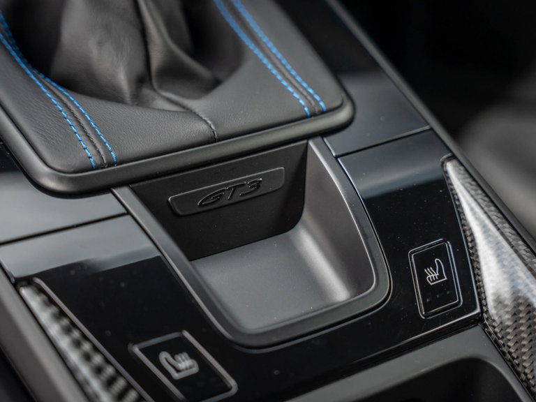 Porsche 992 GT3 Touring