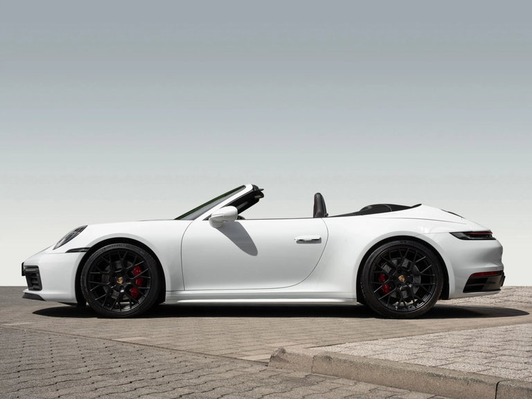 Porsche 992 Carrera 4S