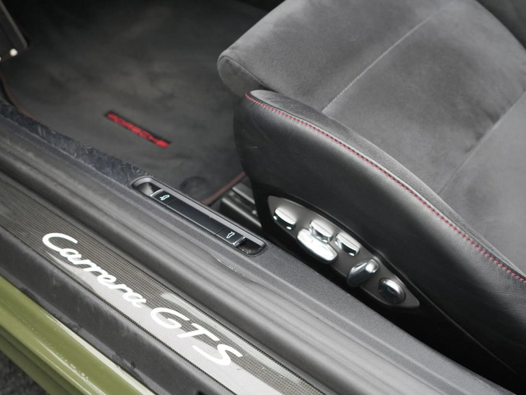 Porsche 991.2 Carrera GTS