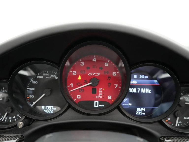 Porsche 991.2 Carrera GTS
